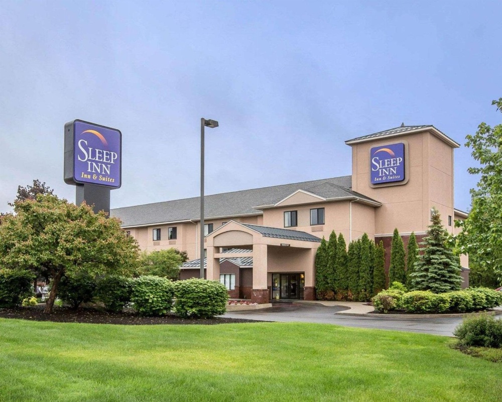 Sleep Inn & Suites Queensbury - Lake George Main image